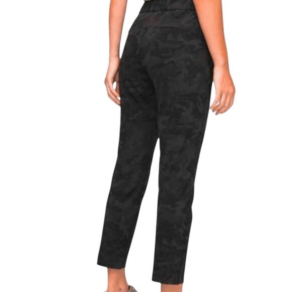 LULULEMON ATHLETICA On The Fly 7/8 Pant Size 6 - Picture 2 of 4